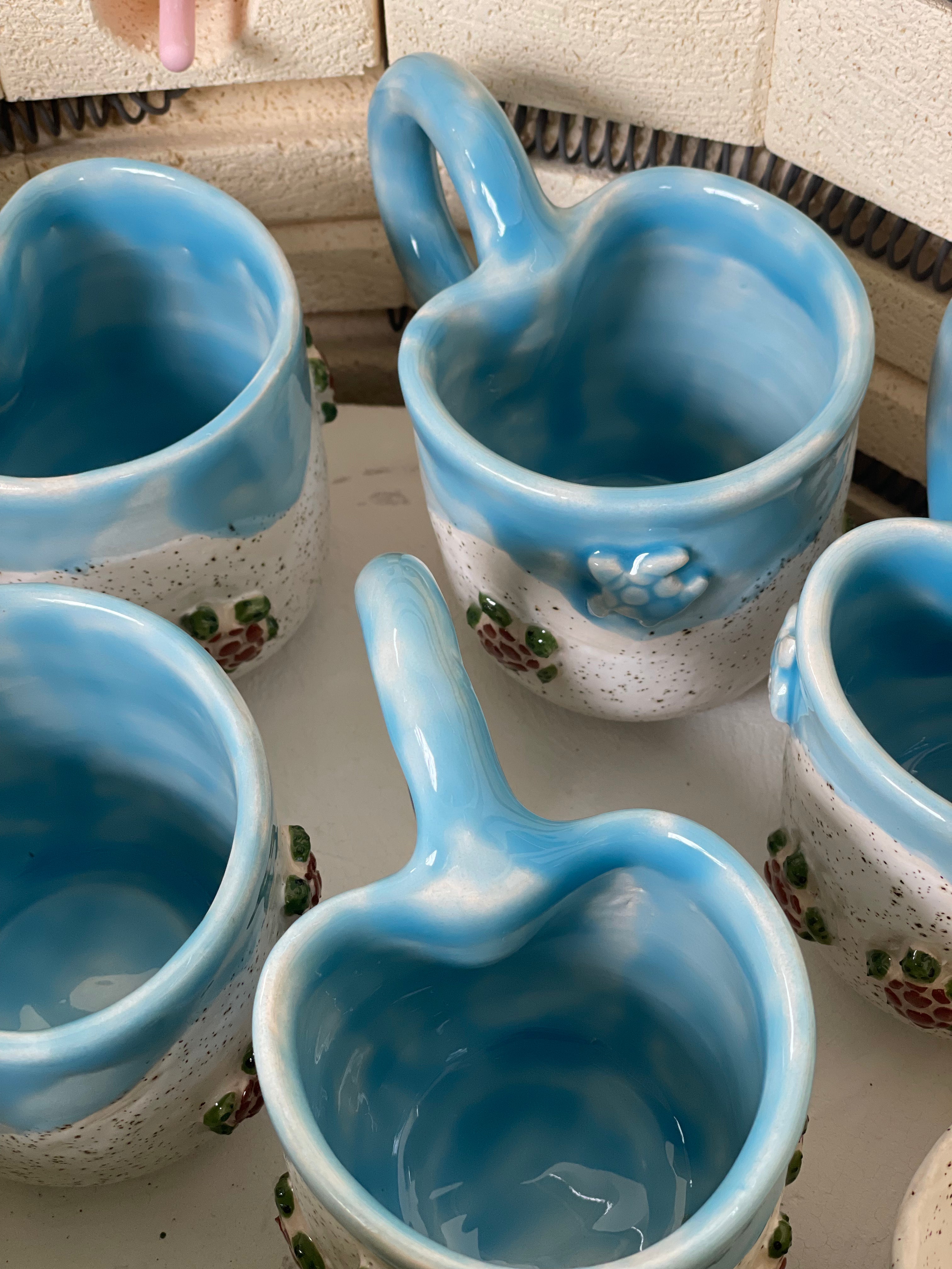 Mug Emergence